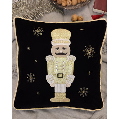 Poszewka na poduszkę czarna-dziadek do orzechów  45x45 cm